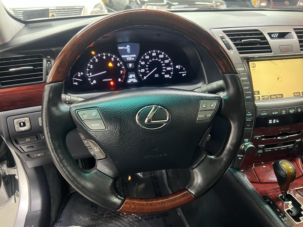 Lexus LS 460 Luxury Sedan 2007