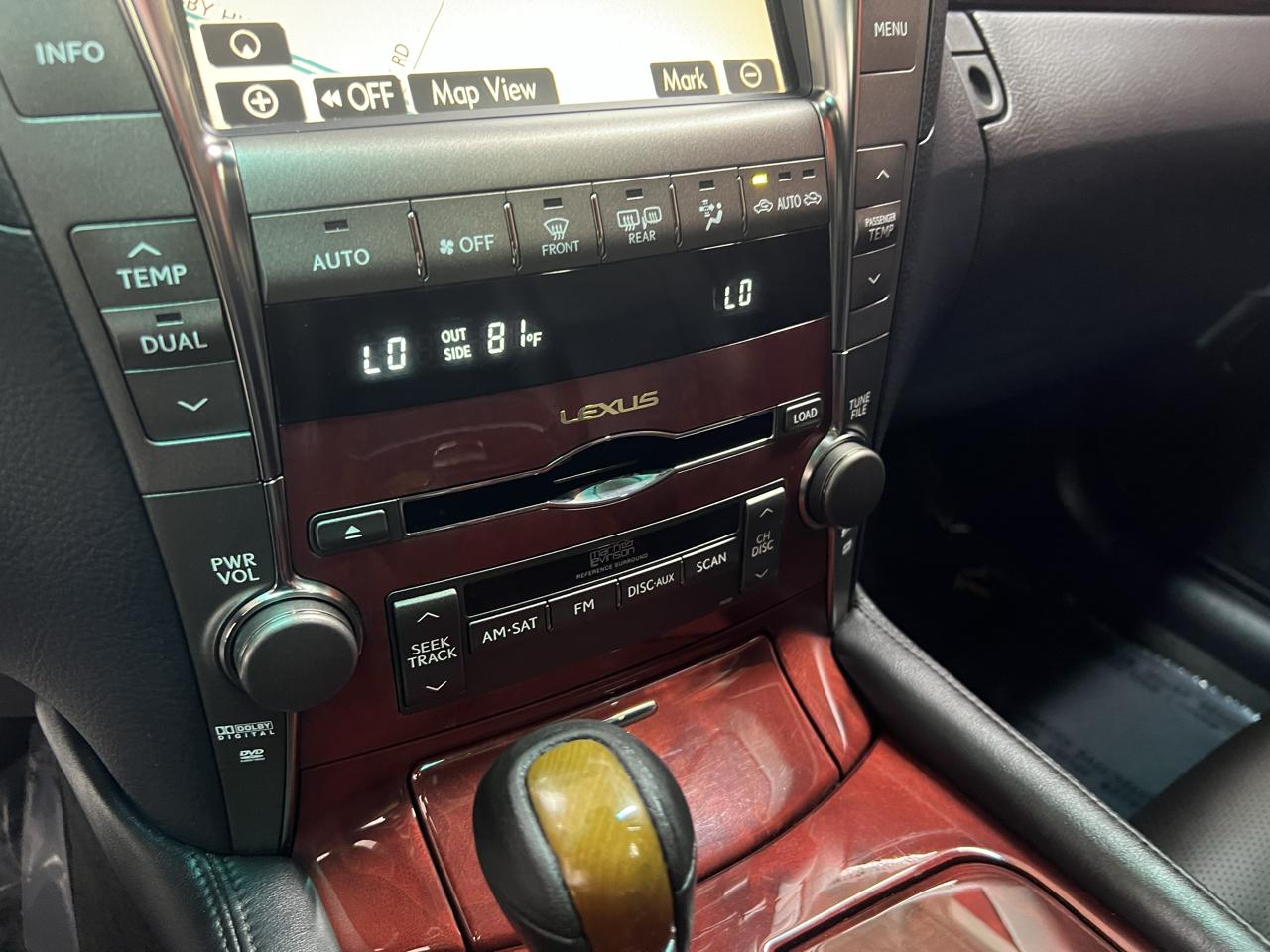 Lexus LS 460 Luxury Sedan 2007