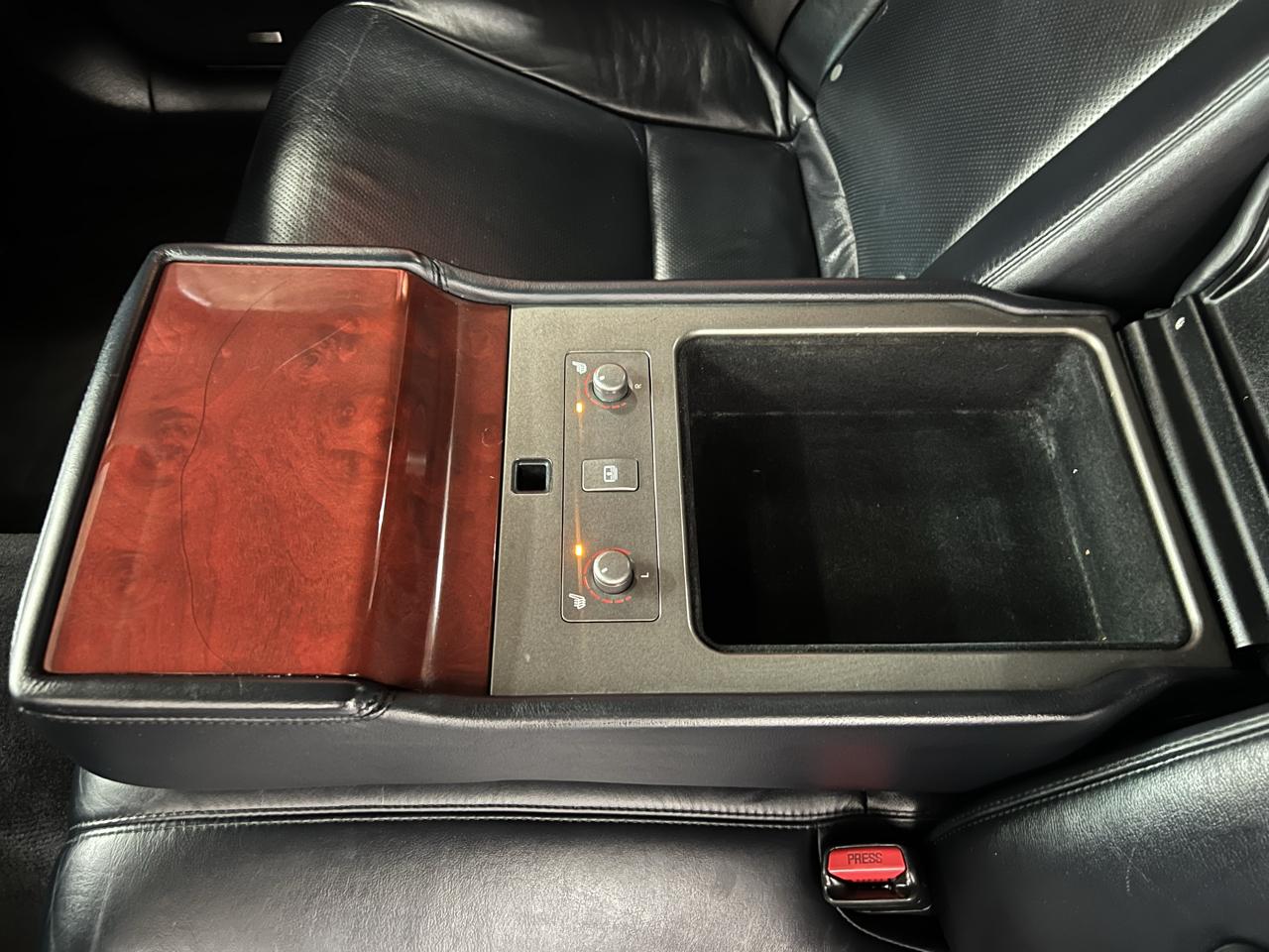 Lexus LS 460 Luxury Sedan 2007