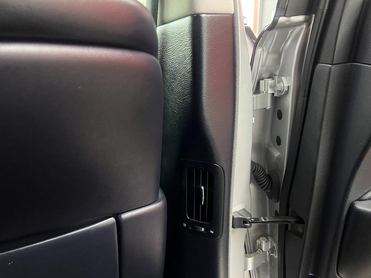 Lexus LS 460 Luxury Sedan 2007