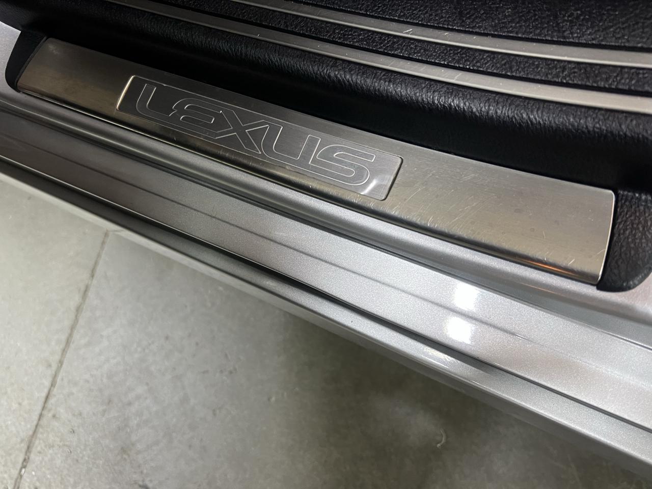 Lexus LS 460 Luxury Sedan 2007