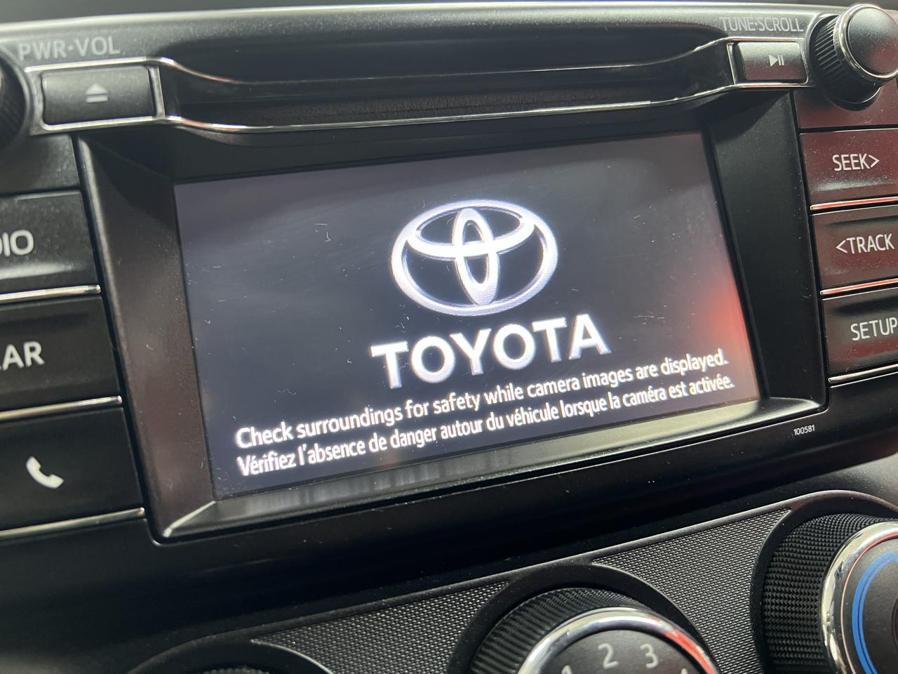 Toyota RAV4 LE AWD 2017