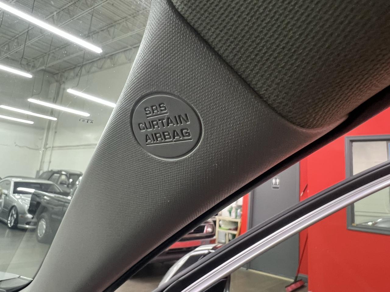 Toyota RAV4 LE AWD 2017