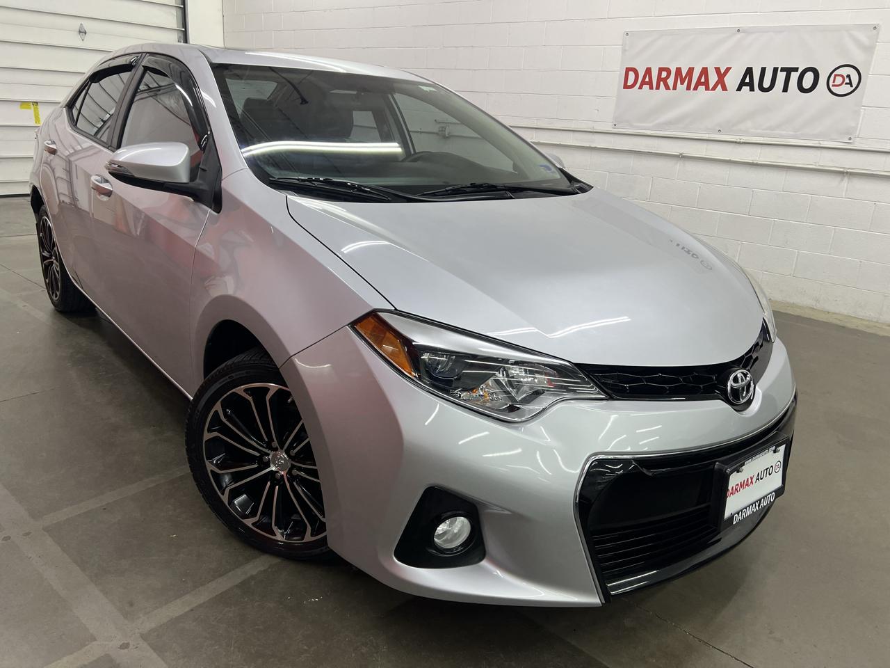 Toyota Corolla  2015