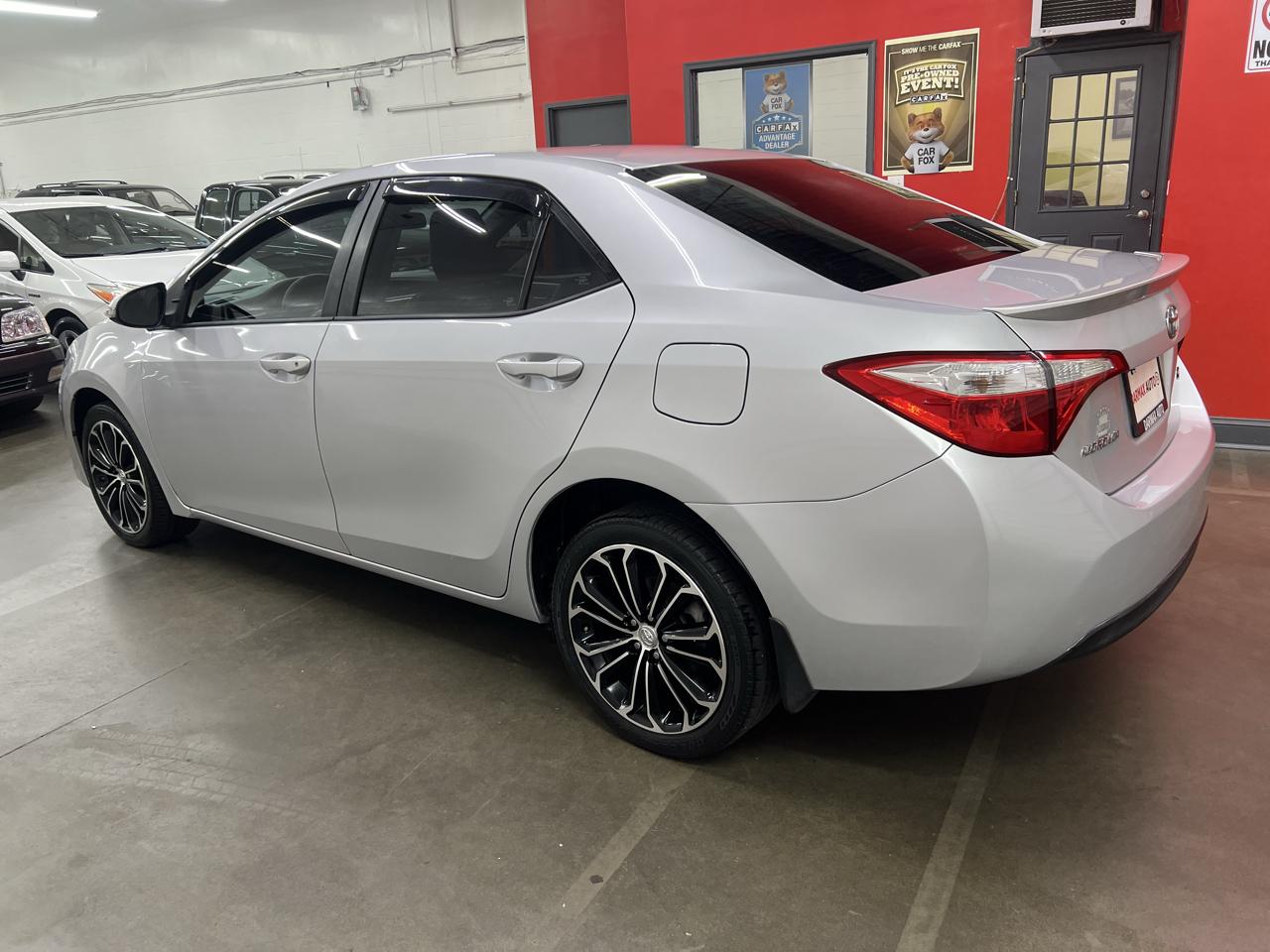 Toyota Corolla  2015