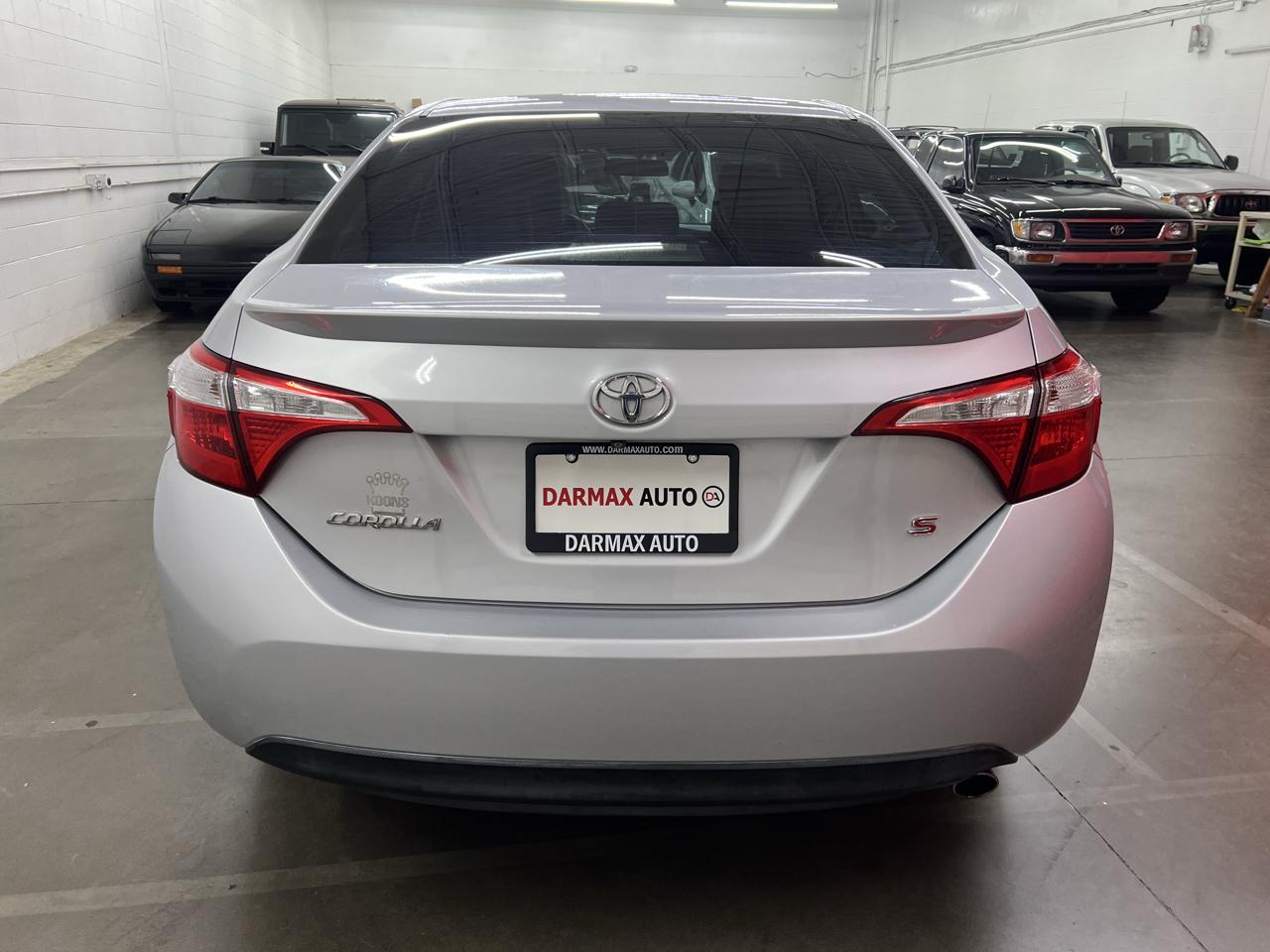 Toyota Corolla  2015