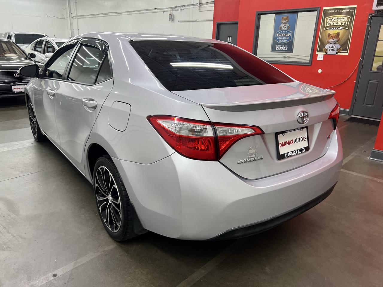 Toyota Corolla  2015