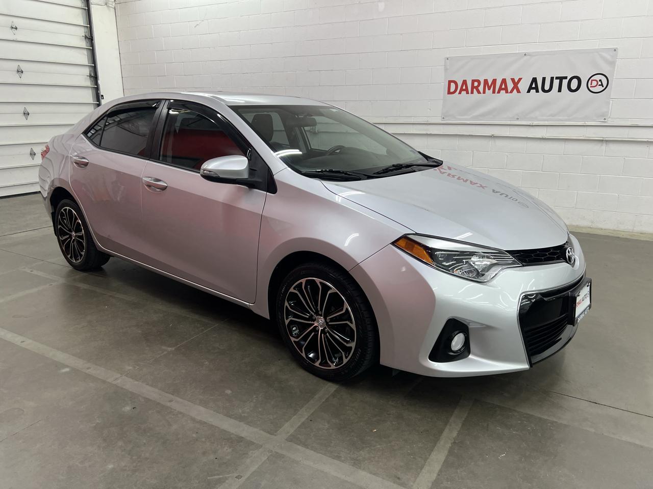 Toyota Corolla  2015