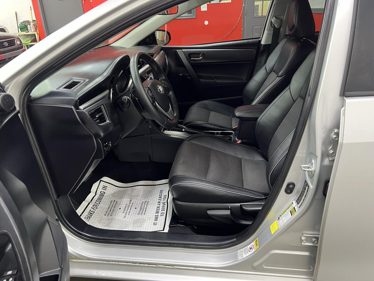 Toyota Corolla  2015