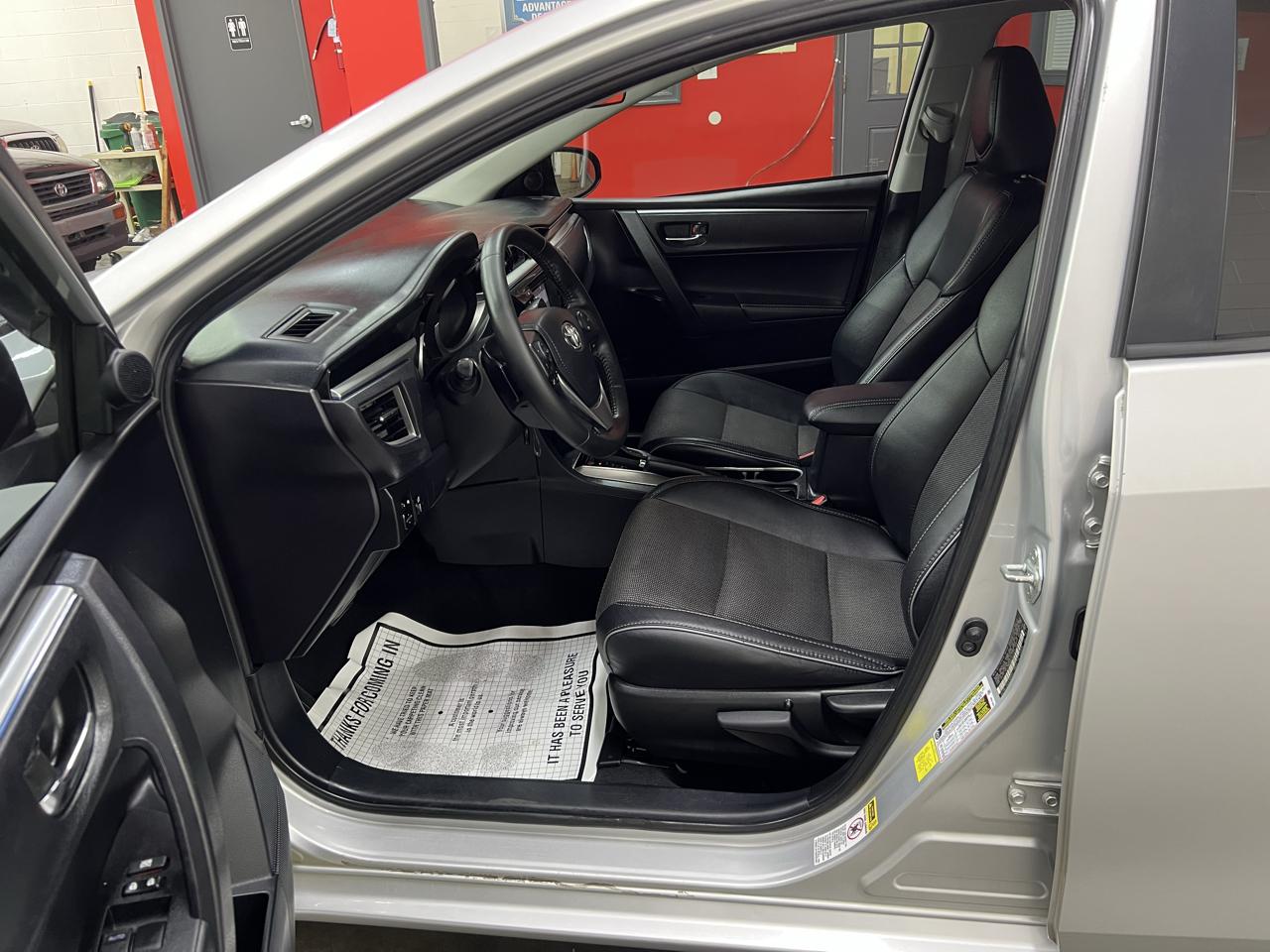 Toyota Corolla  2015