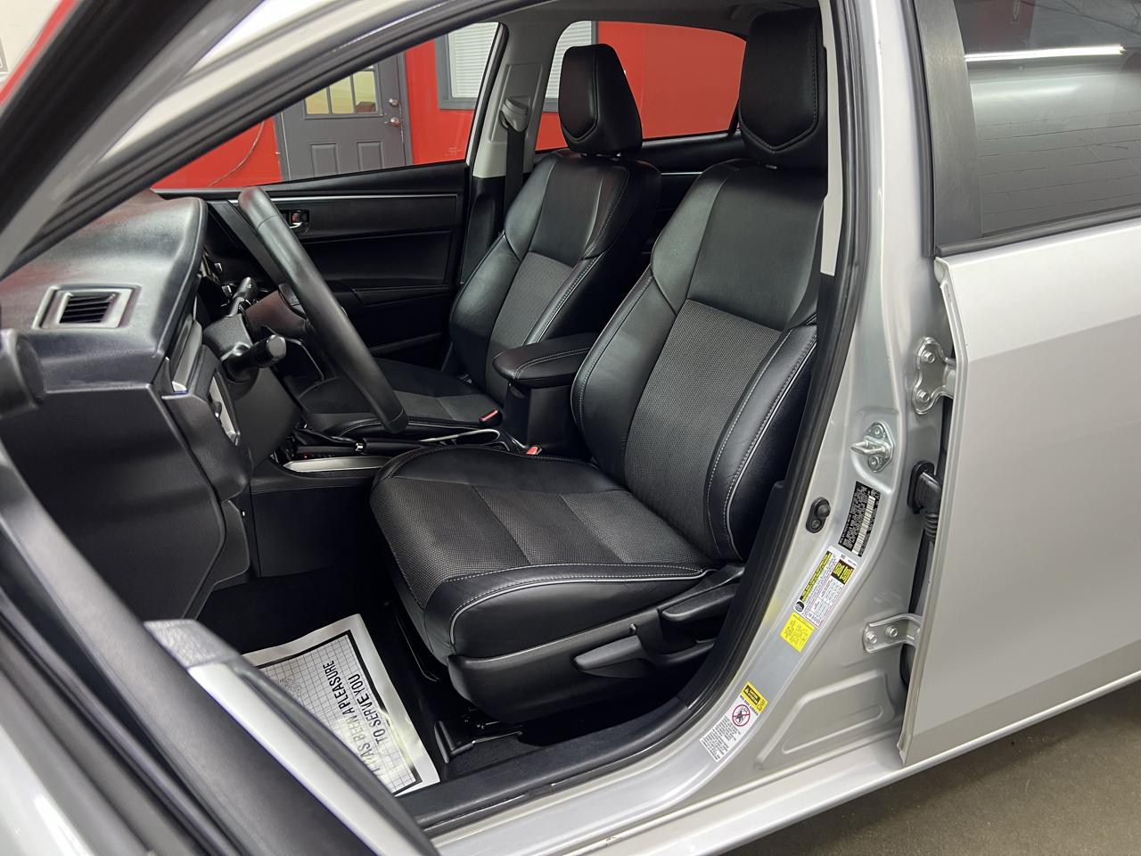 Toyota Corolla  2015