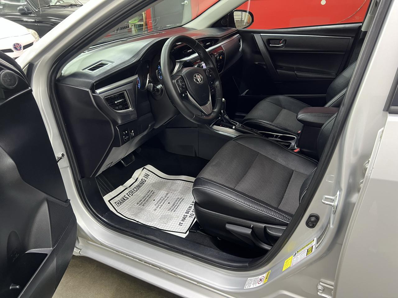 Toyota Corolla  2015