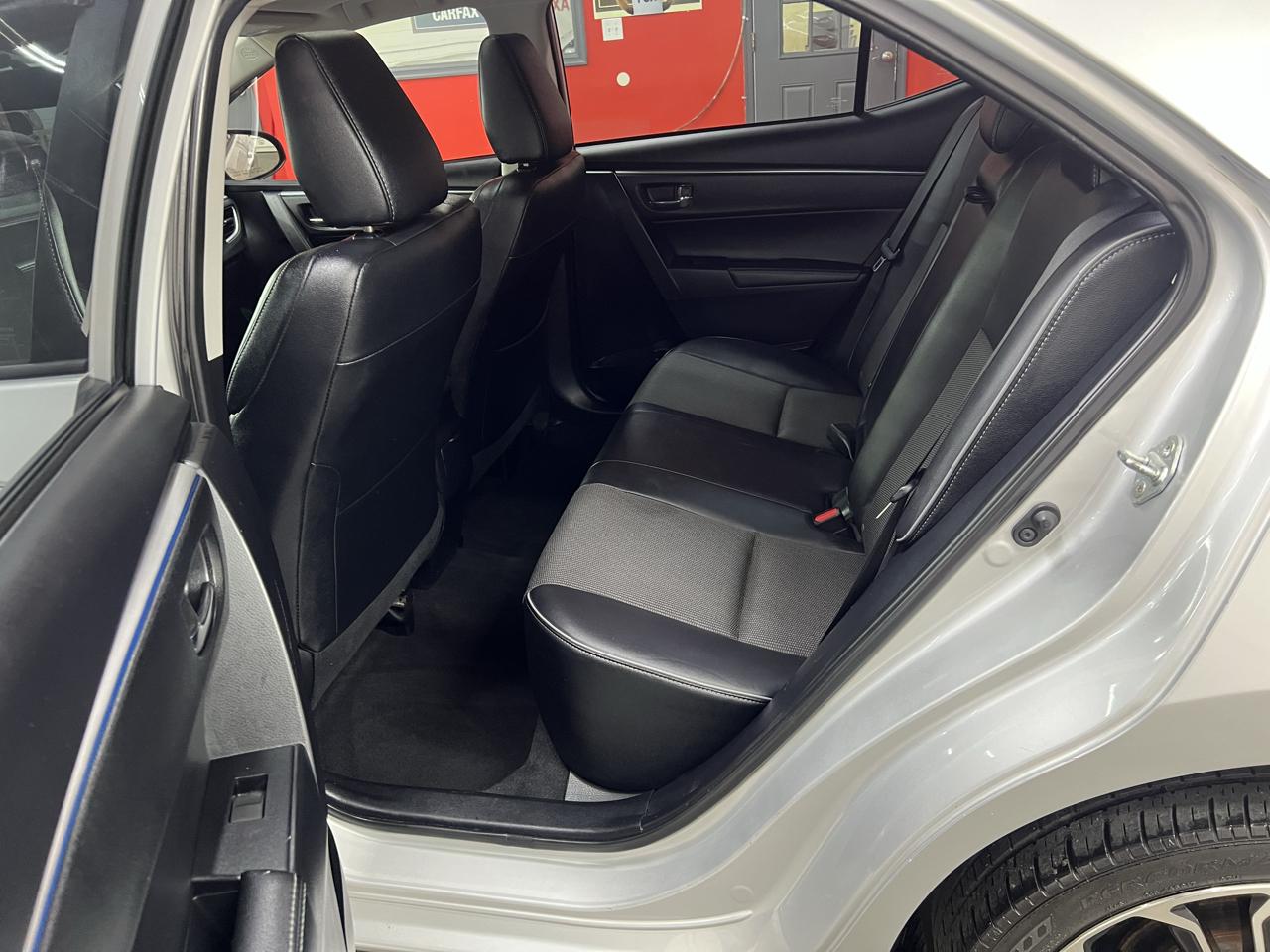 Toyota Corolla  2015