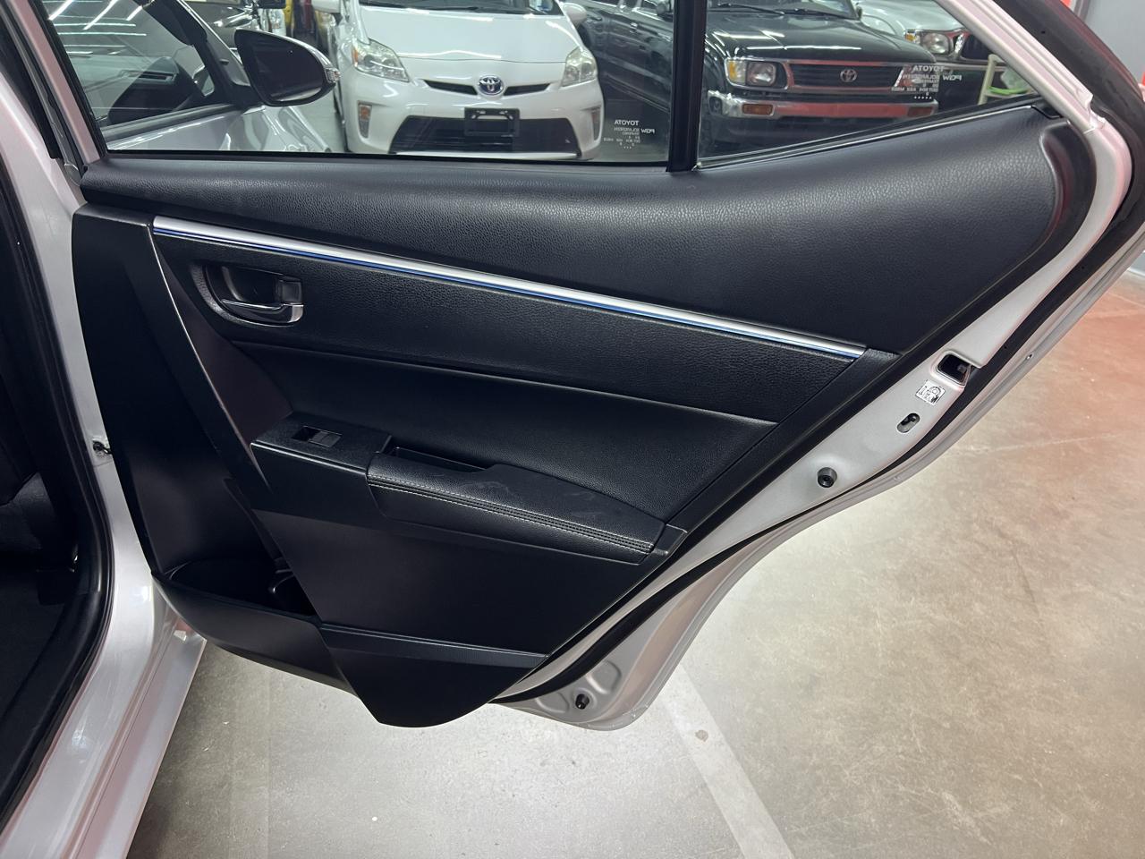 Toyota Corolla  2015