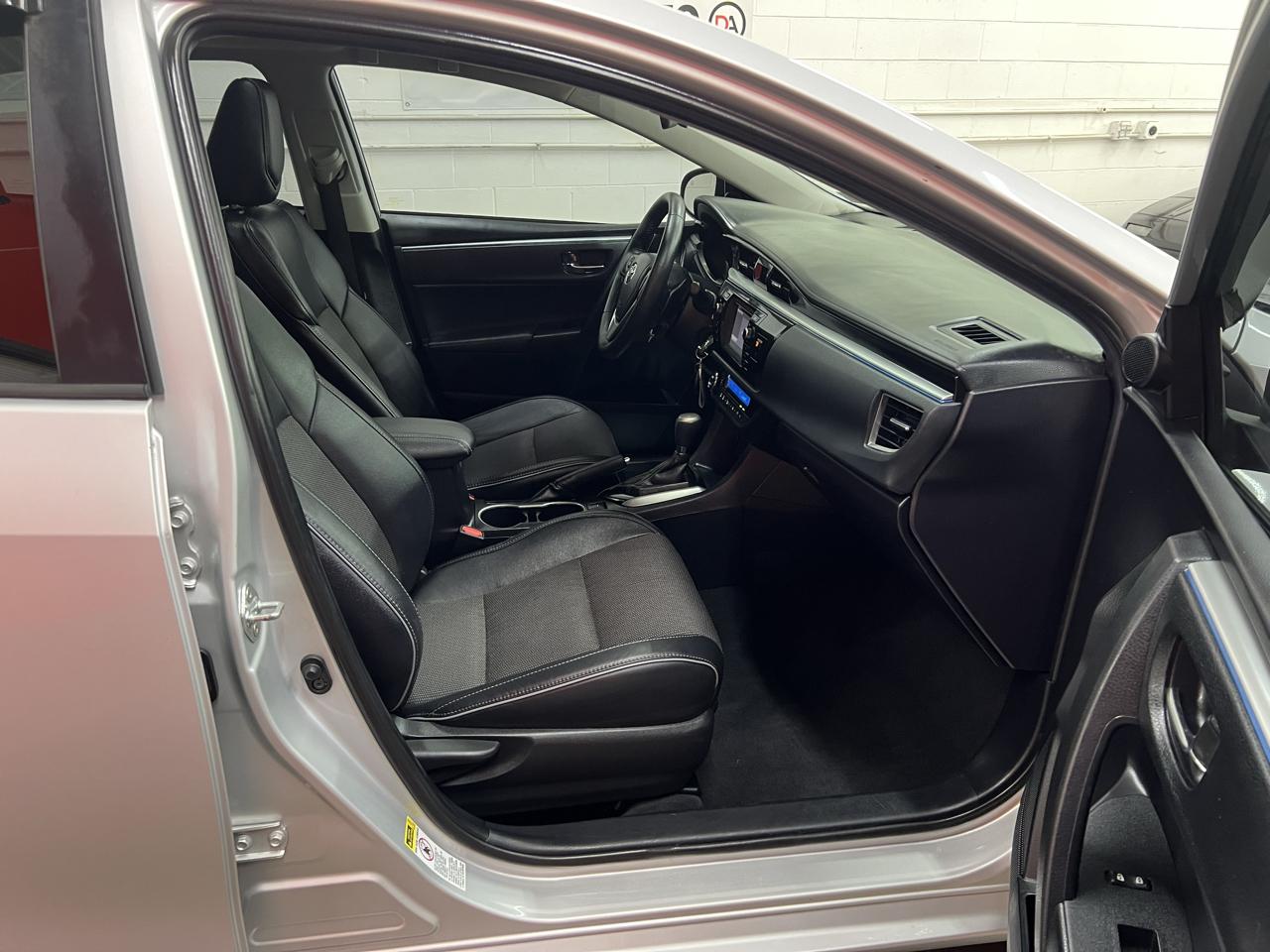 Toyota Corolla  2015