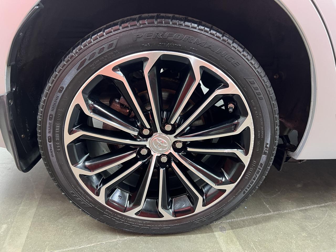 Toyota Corolla  2015