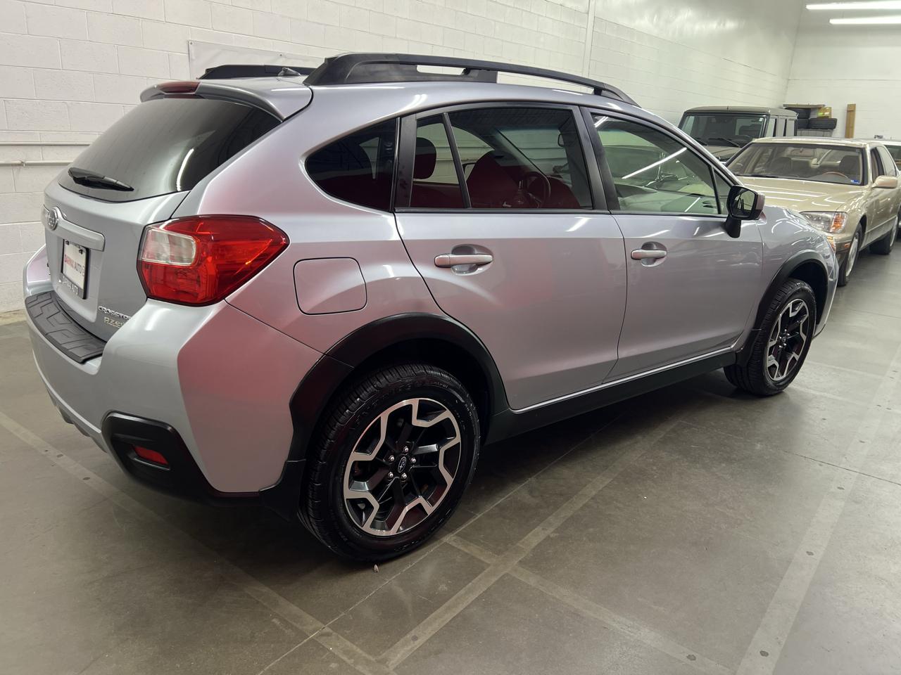 Subaru Crosstrek  2016