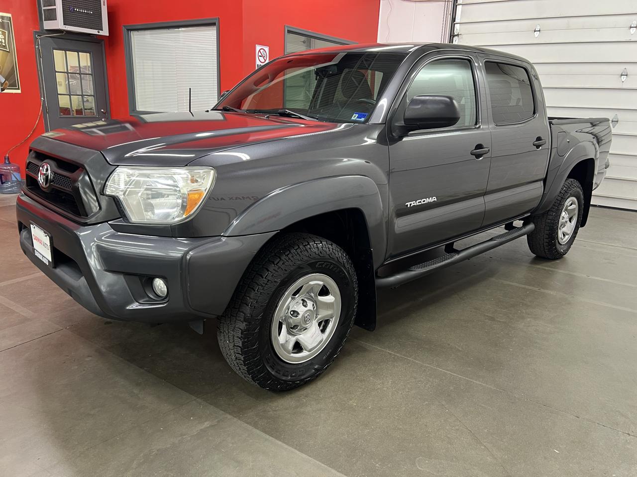 Toyota Tacoma Double Cab V6 4WD 2013
