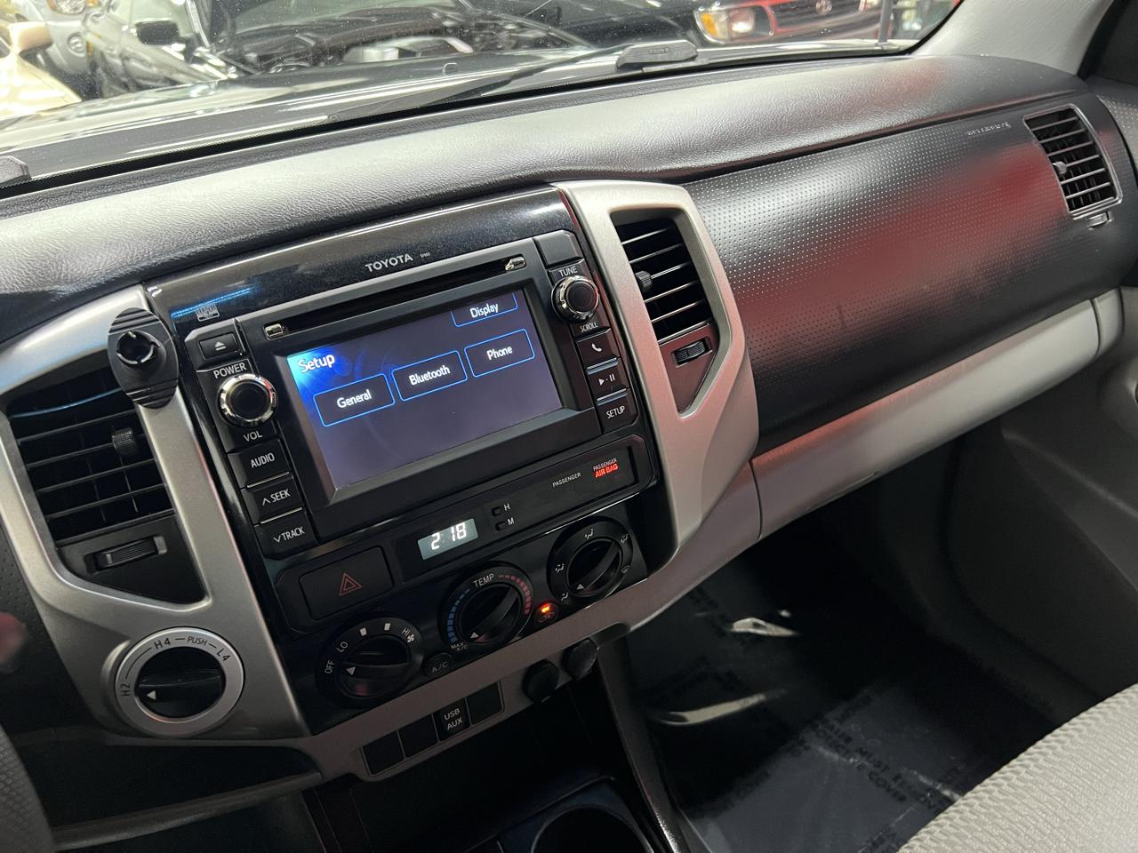 Toyota Tacoma Double Cab V6 4WD 2013