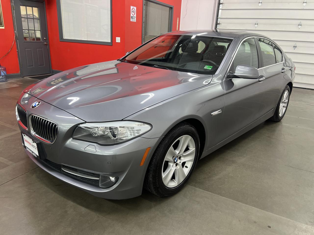 BMW 5-Series 528i 2013