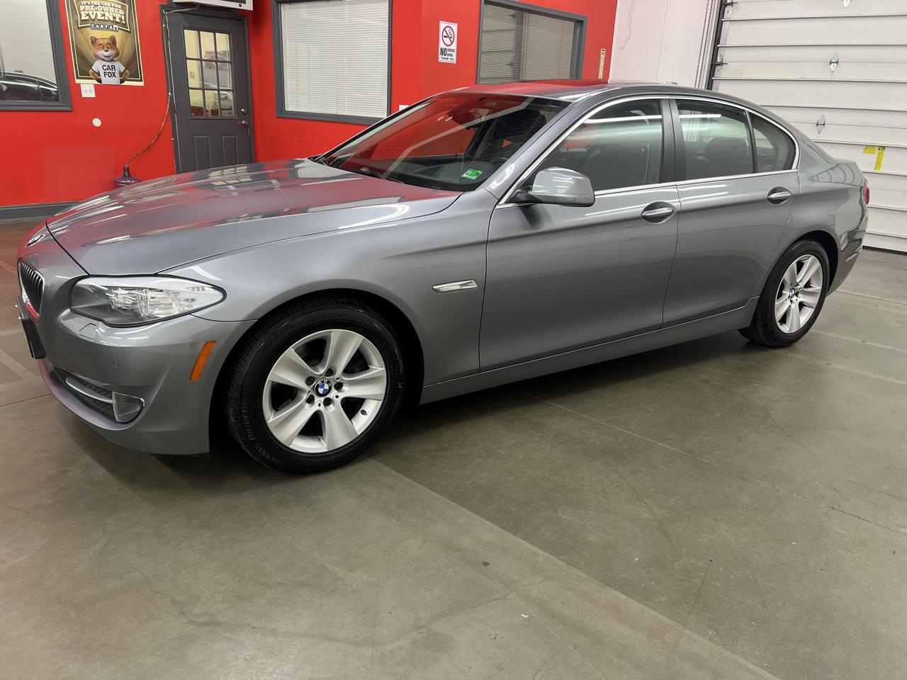 BMW 5-Series 528i 2013