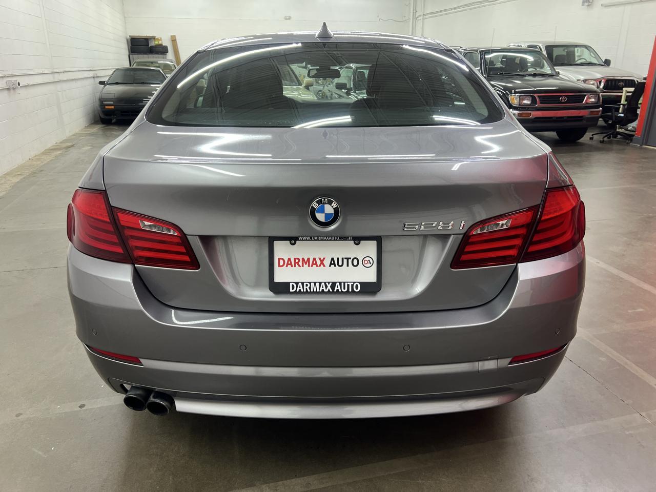 BMW 5-Series 528i 2013