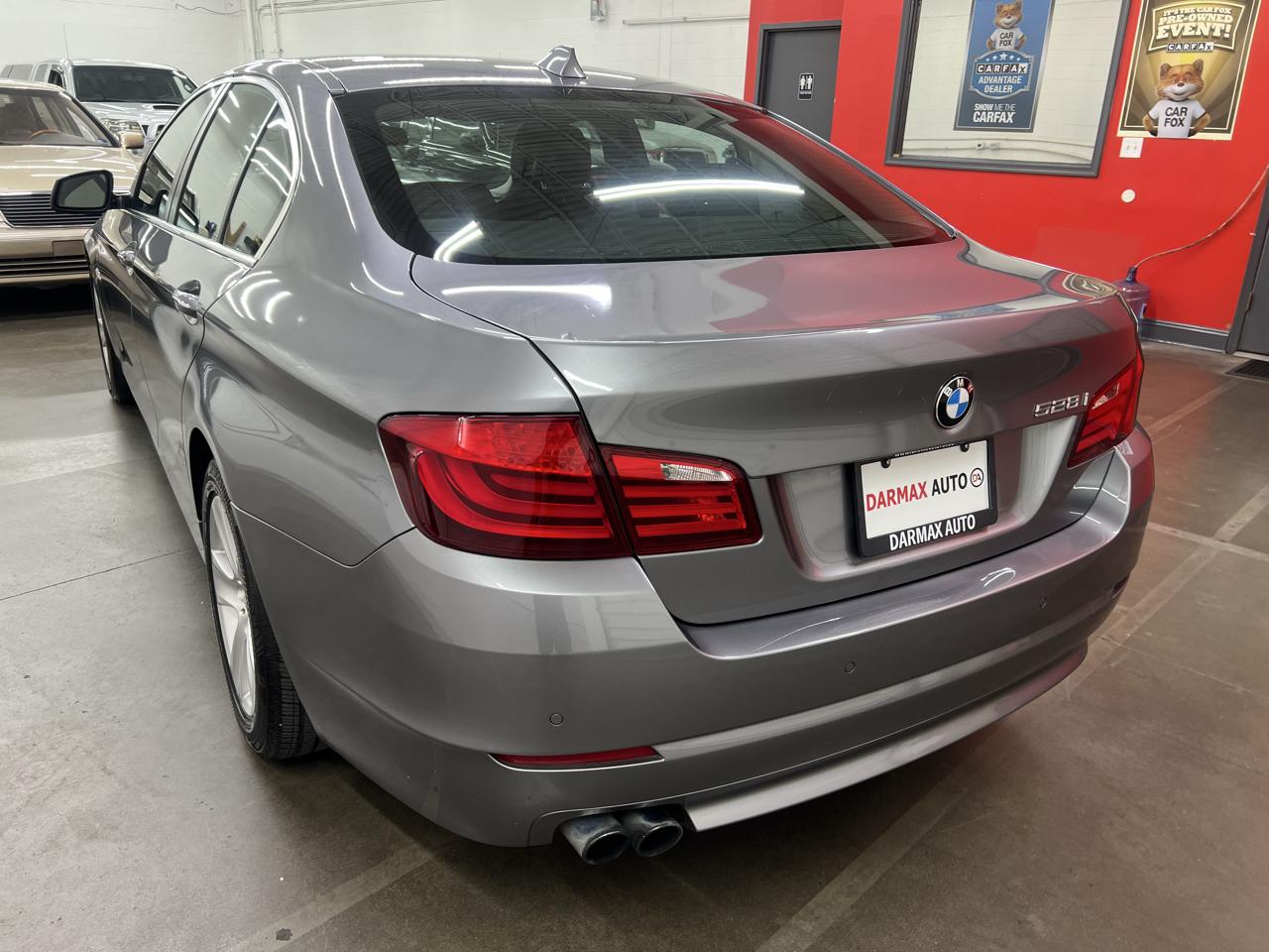 BMW 5-Series 528i 2013