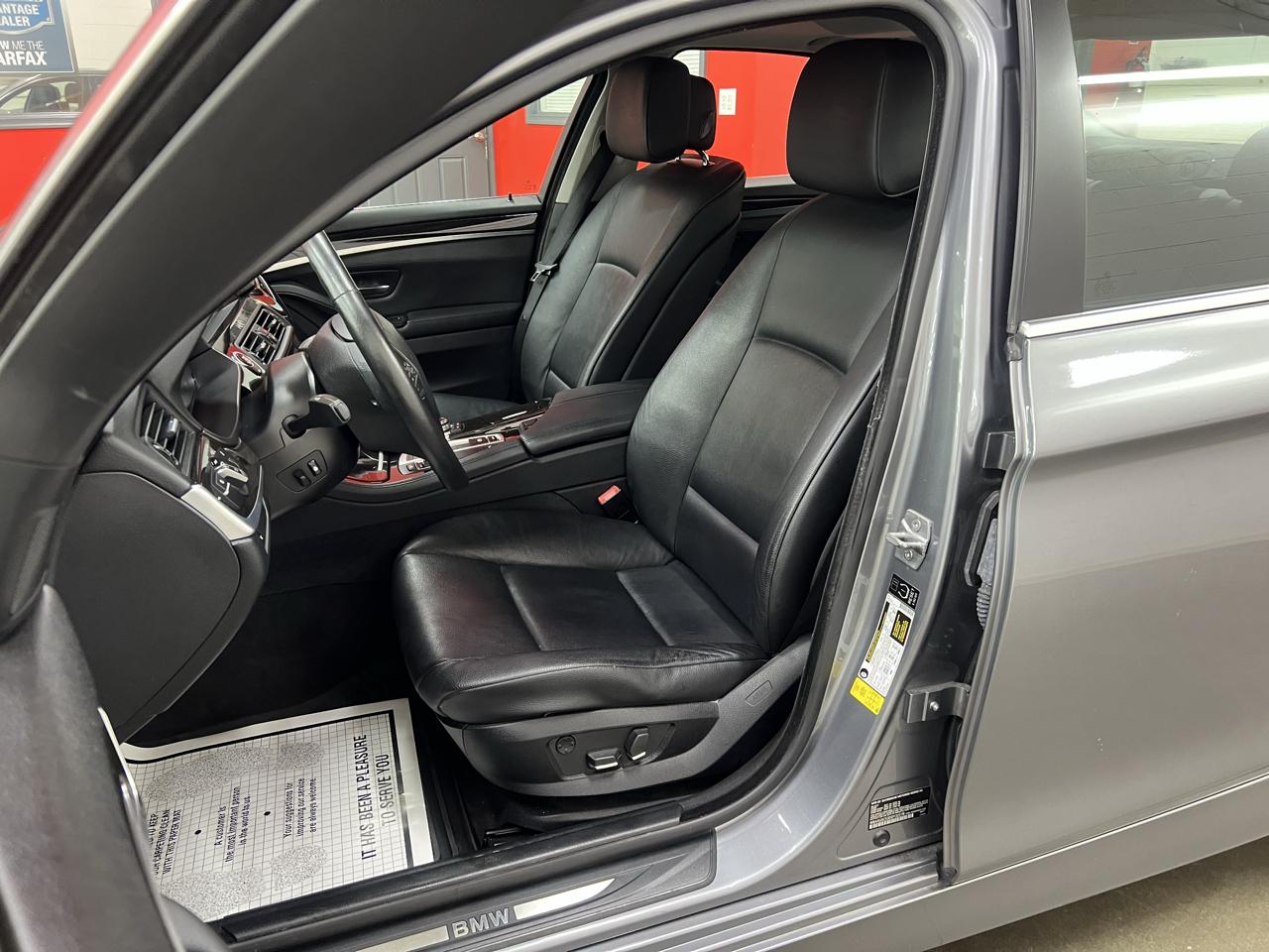 BMW 5-Series 528i 2013