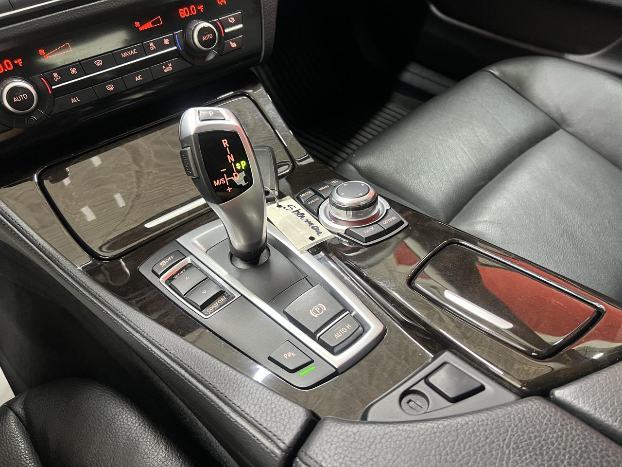 BMW 5-Series 528i 2013