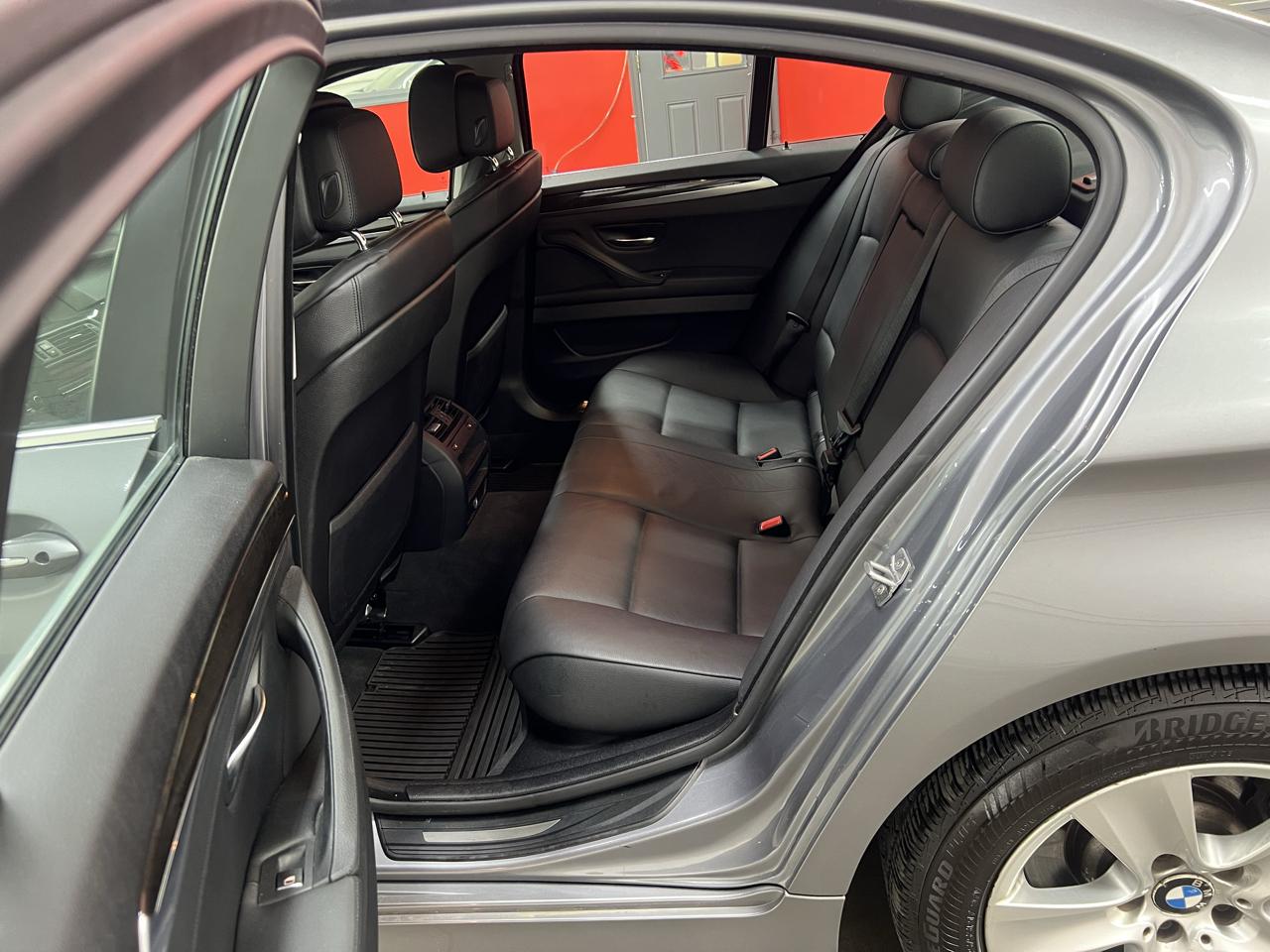 BMW 5-Series 528i 2013