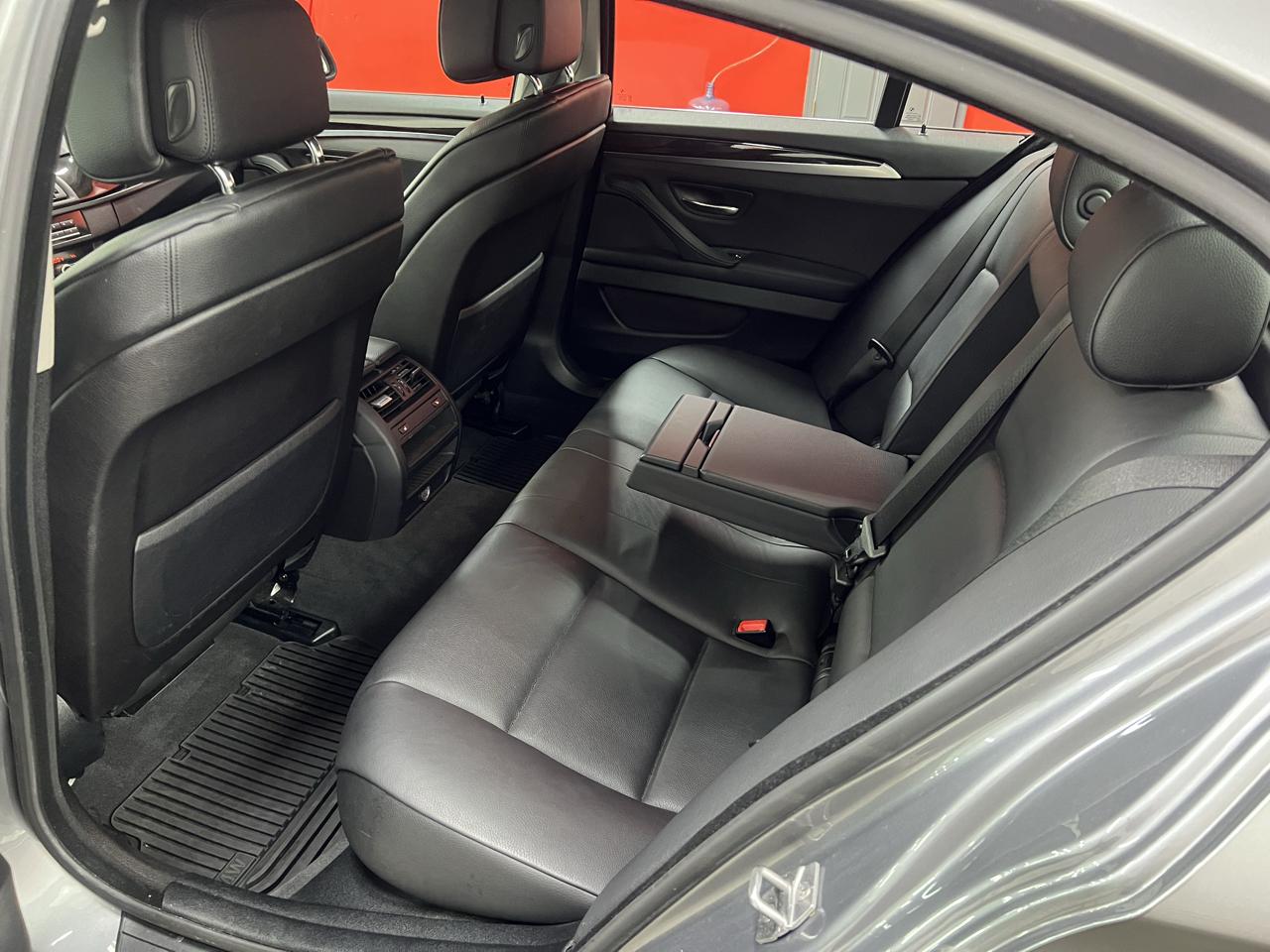 BMW 5-Series 528i 2013