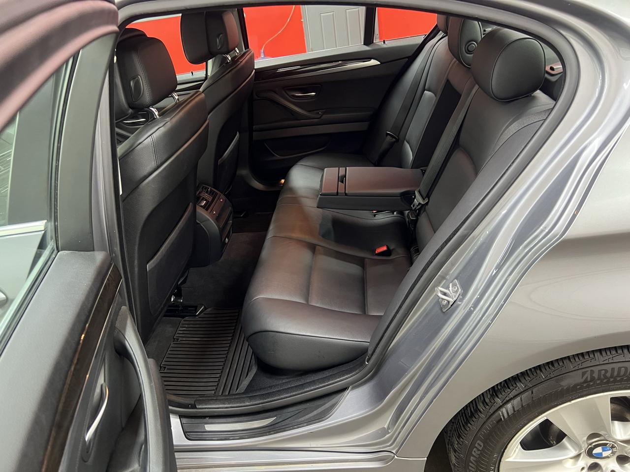 BMW 5-Series 528i 2013