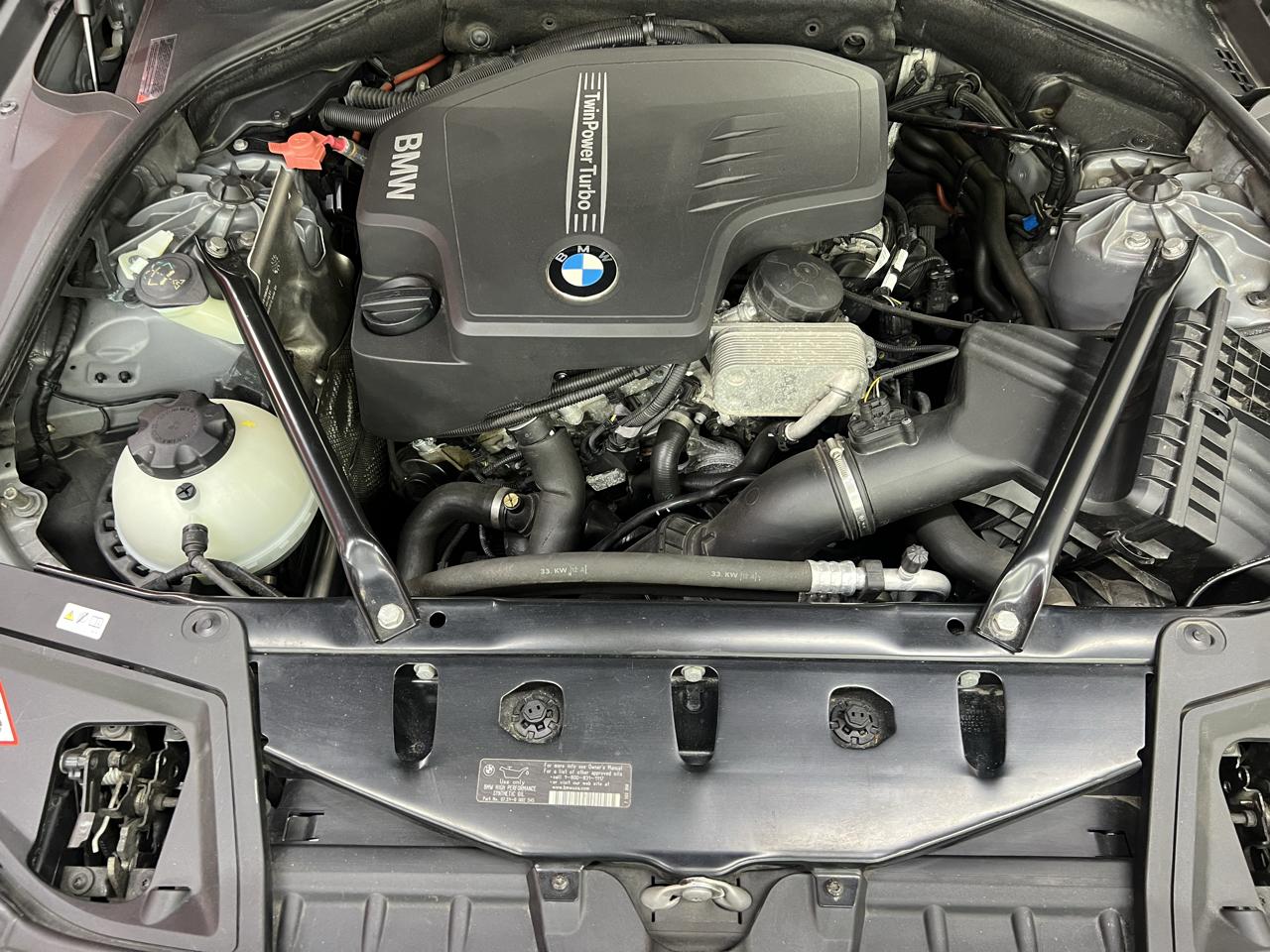 BMW 5-Series 528i 2013