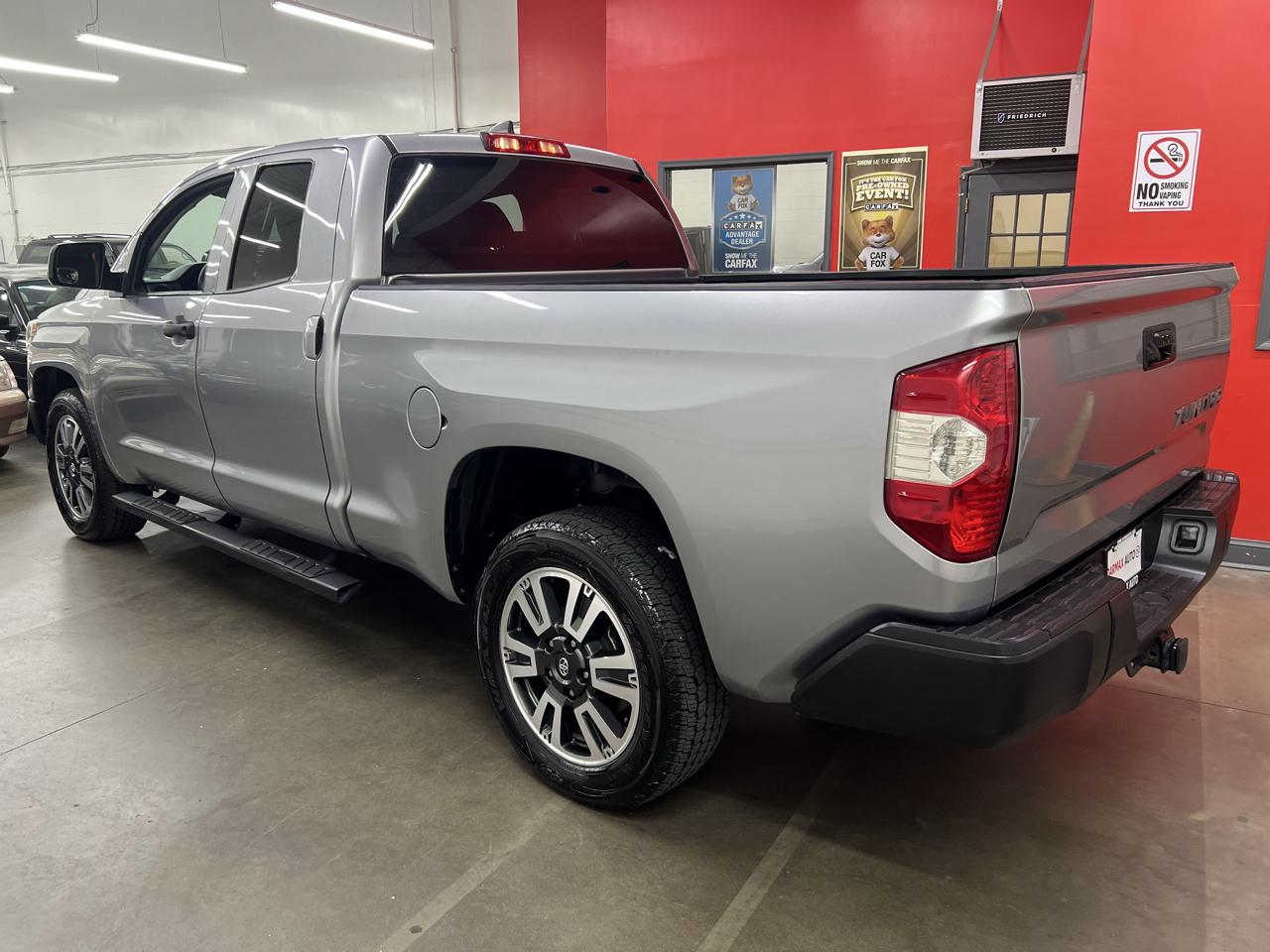 Toyota Tundra  2021