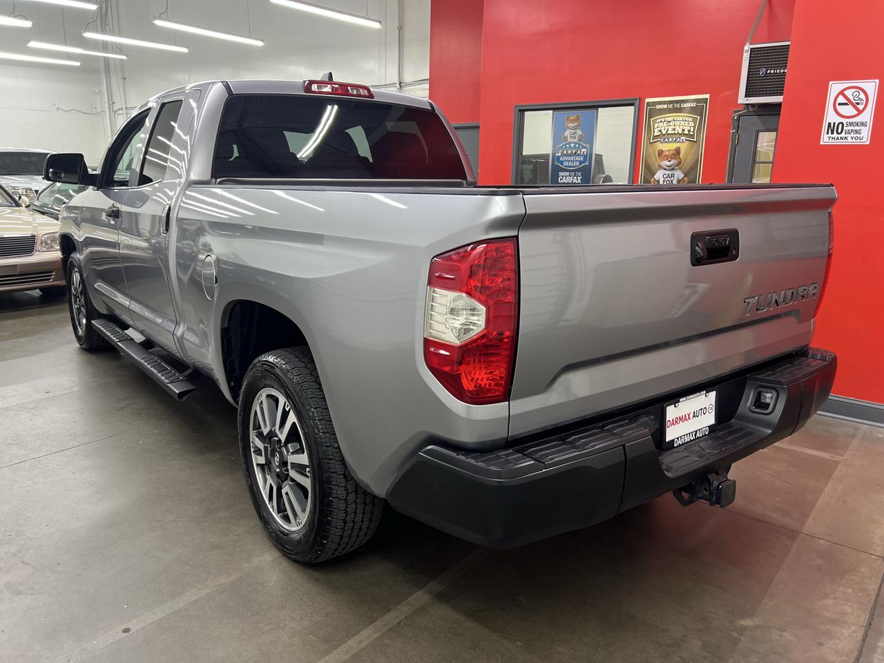 Toyota Tundra  2021