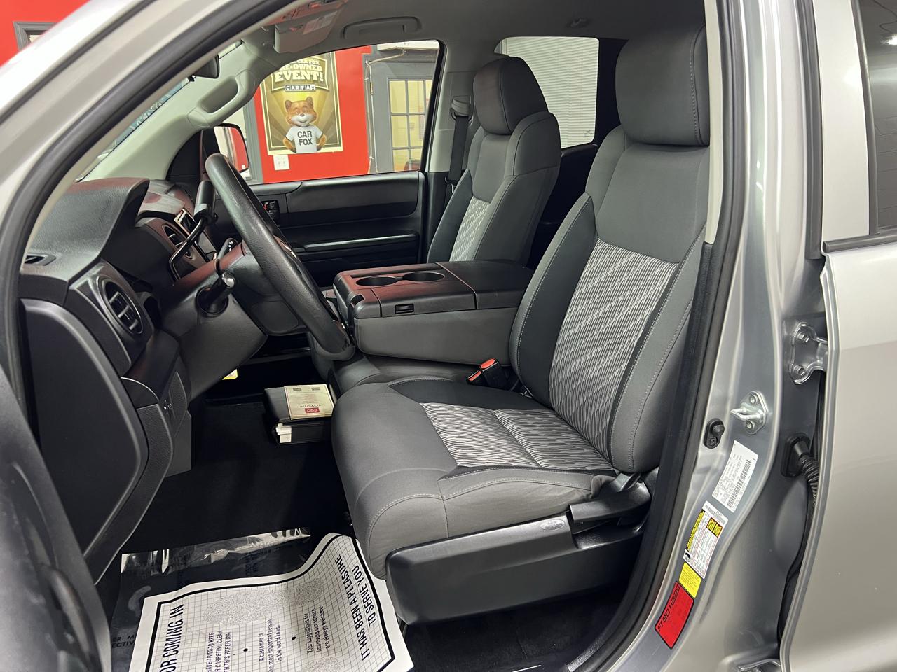 Toyota Tundra  2021