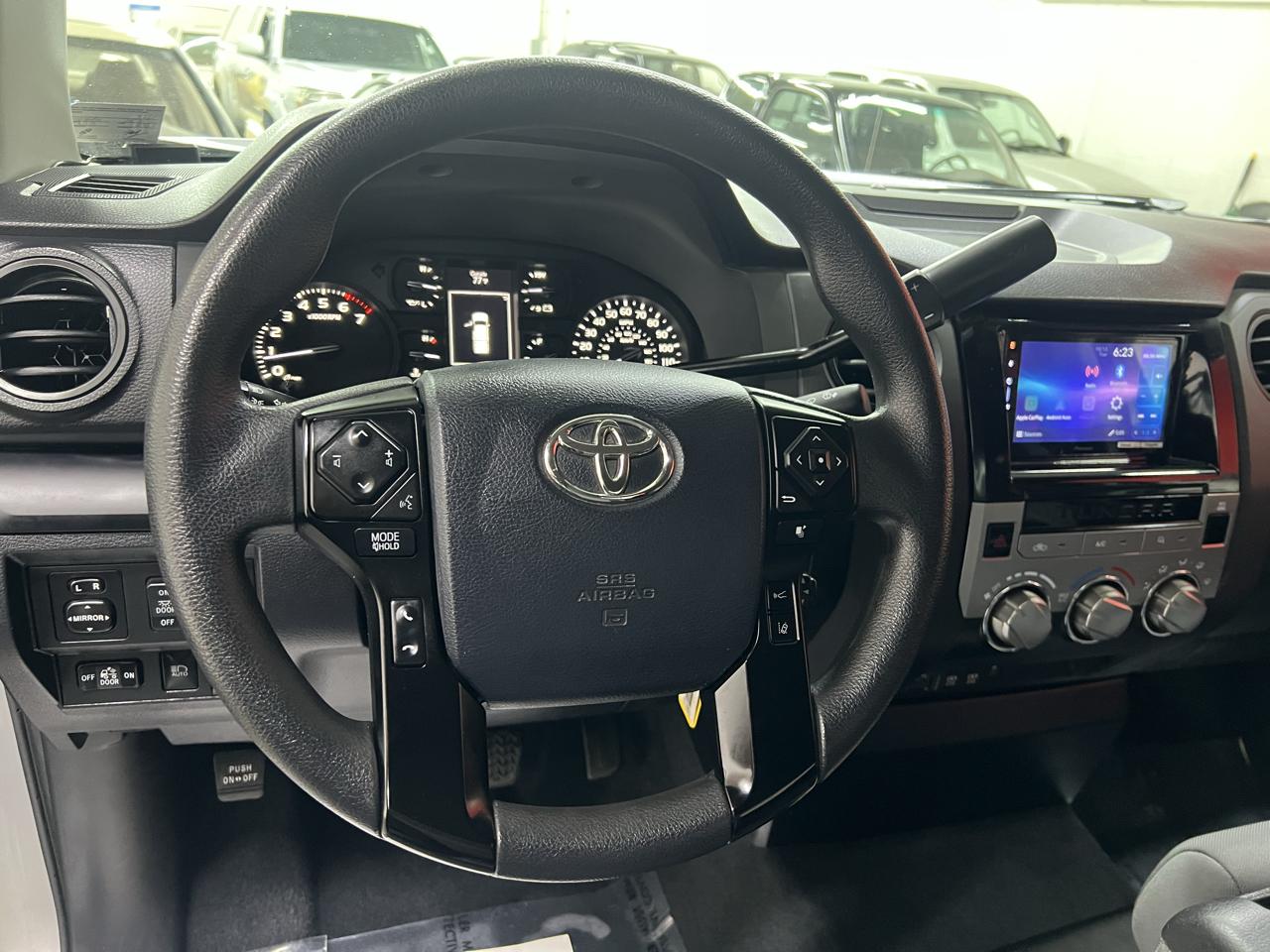 Toyota Tundra  2021