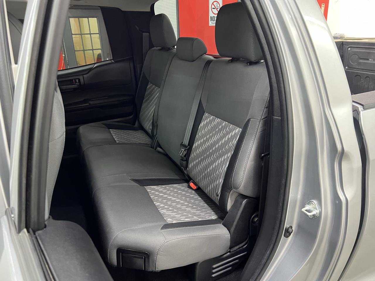 Toyota Tundra  2021