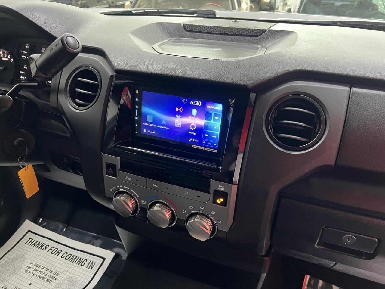 Toyota Tundra  2021