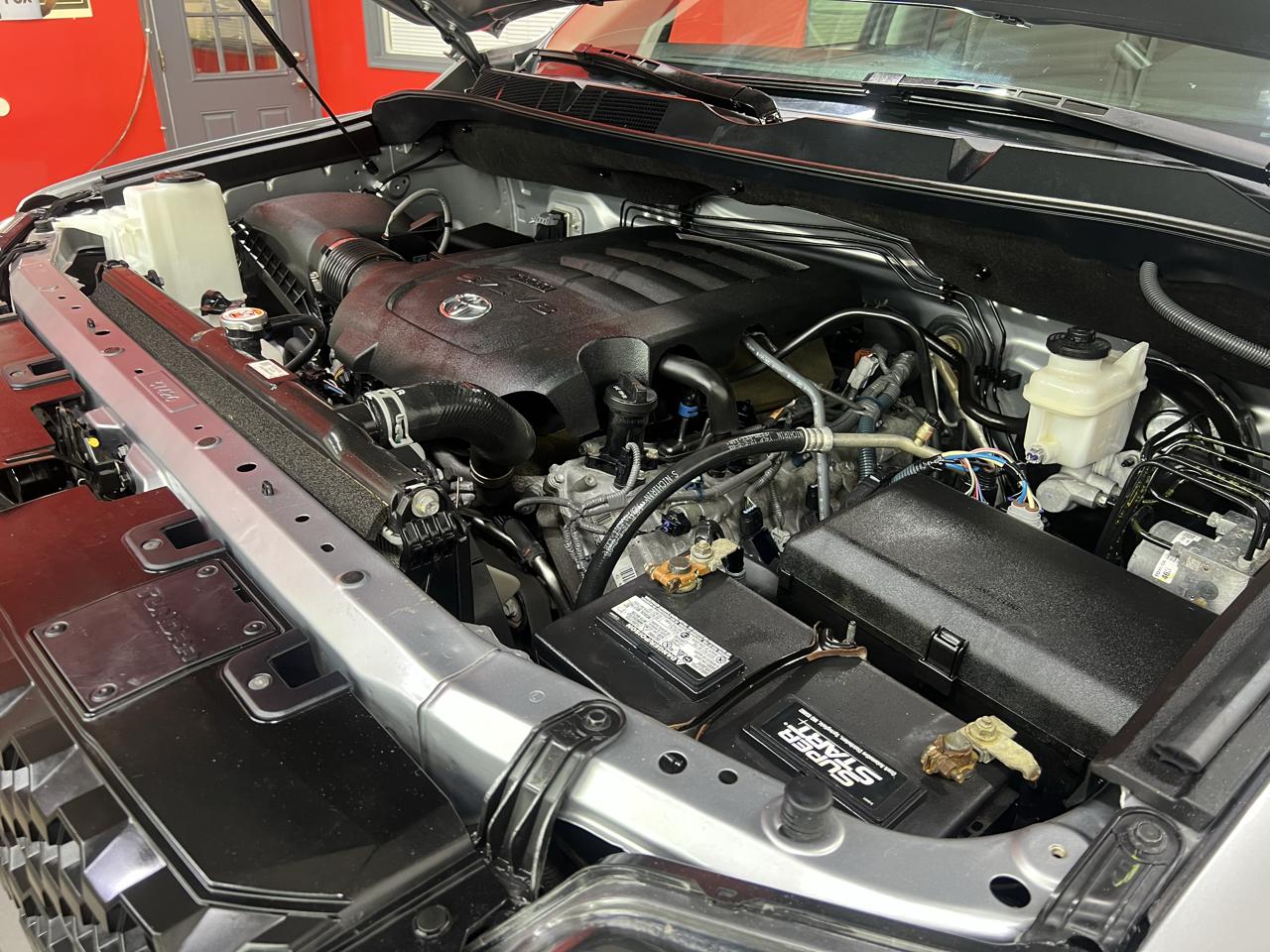 Toyota Tundra  2021