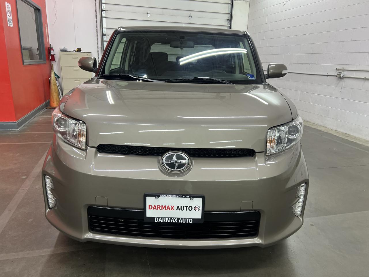 Scion xB  2015