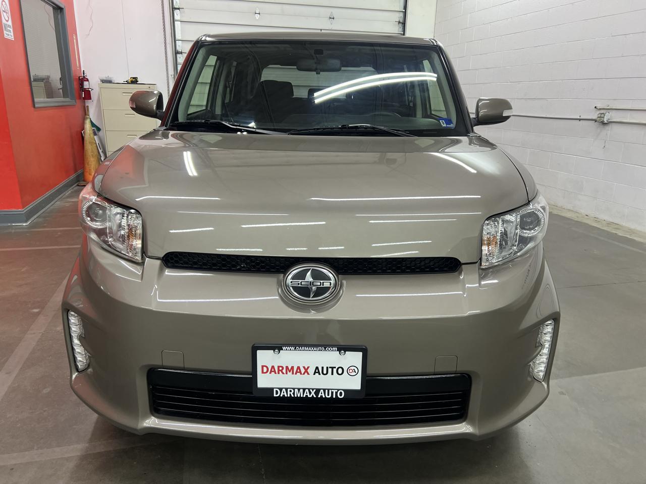 Scion xB  2015
