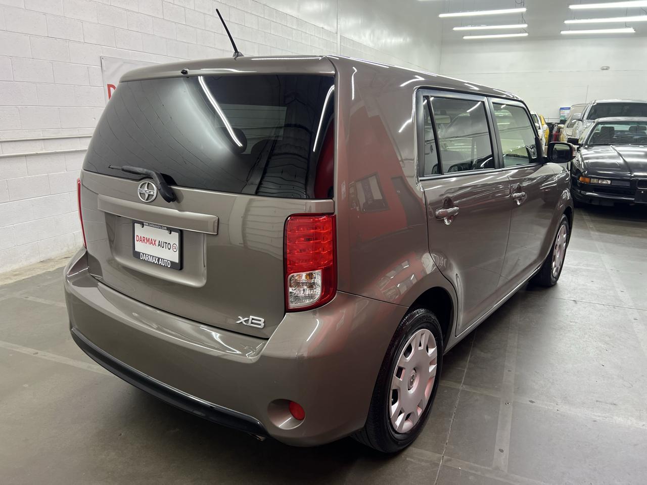Scion xB  2015