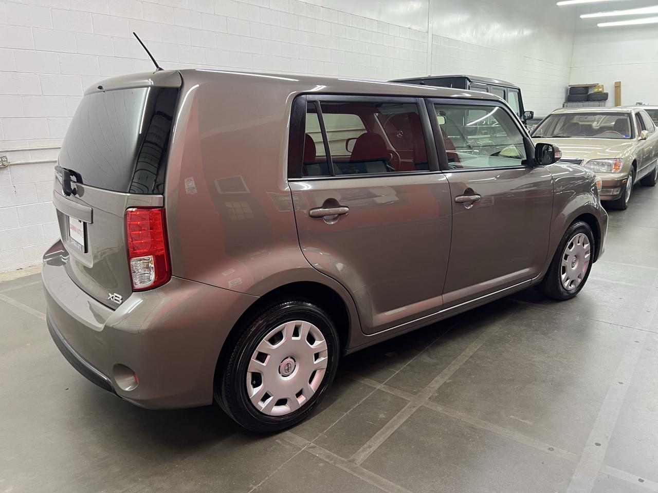 Scion xB  2015
