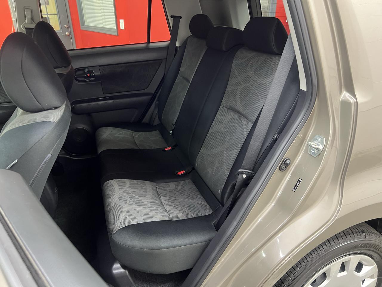 Scion xB  2015
