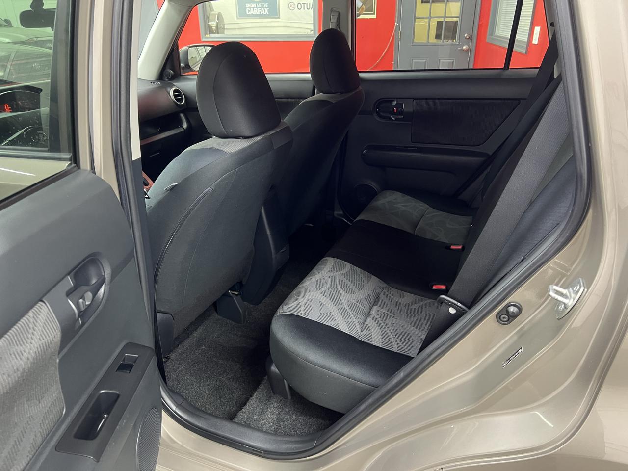 Scion xB  2015