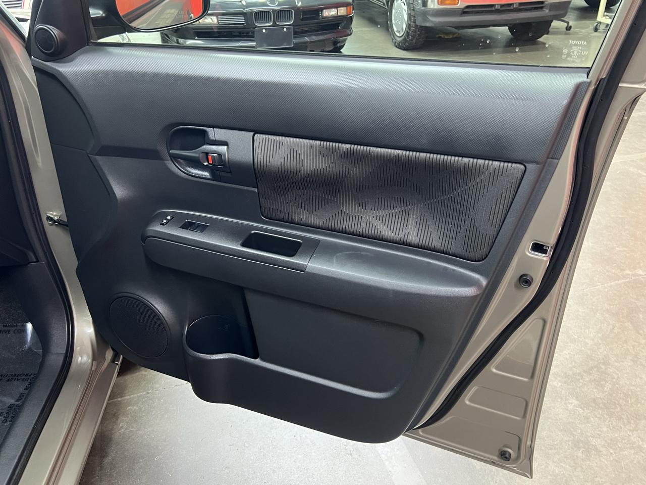 Scion xB  2015