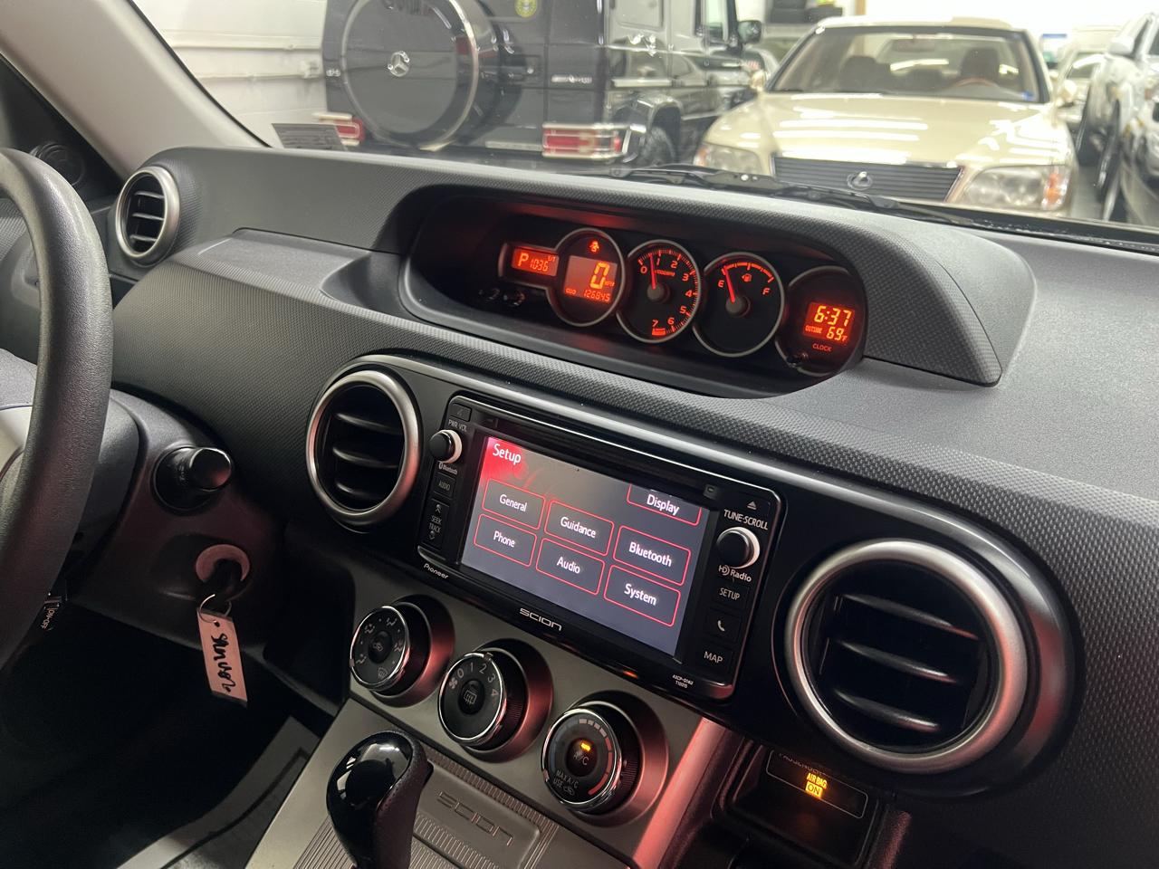 Scion xB  2015