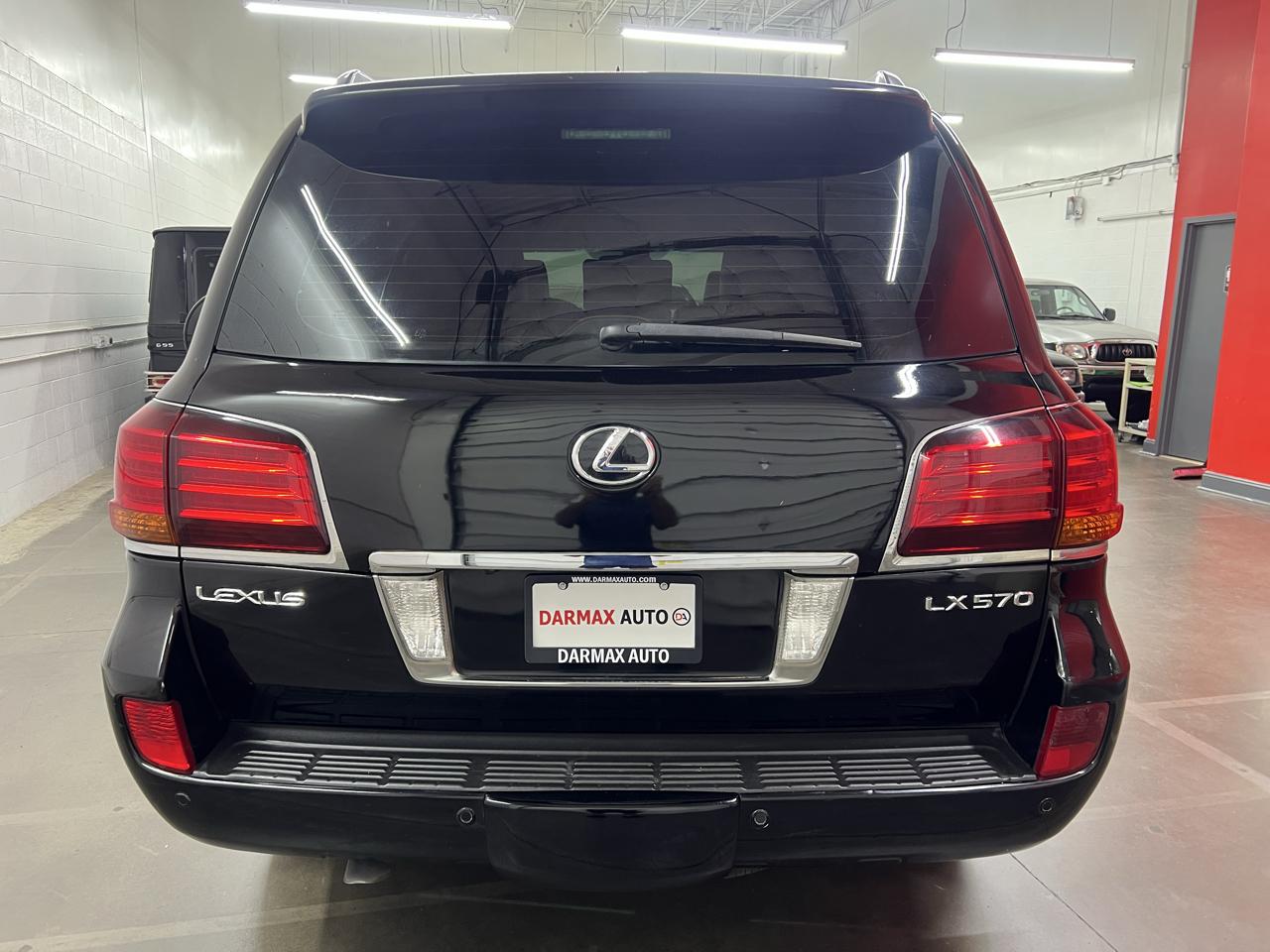 Lexus LX 570 Sport Utility 2008
