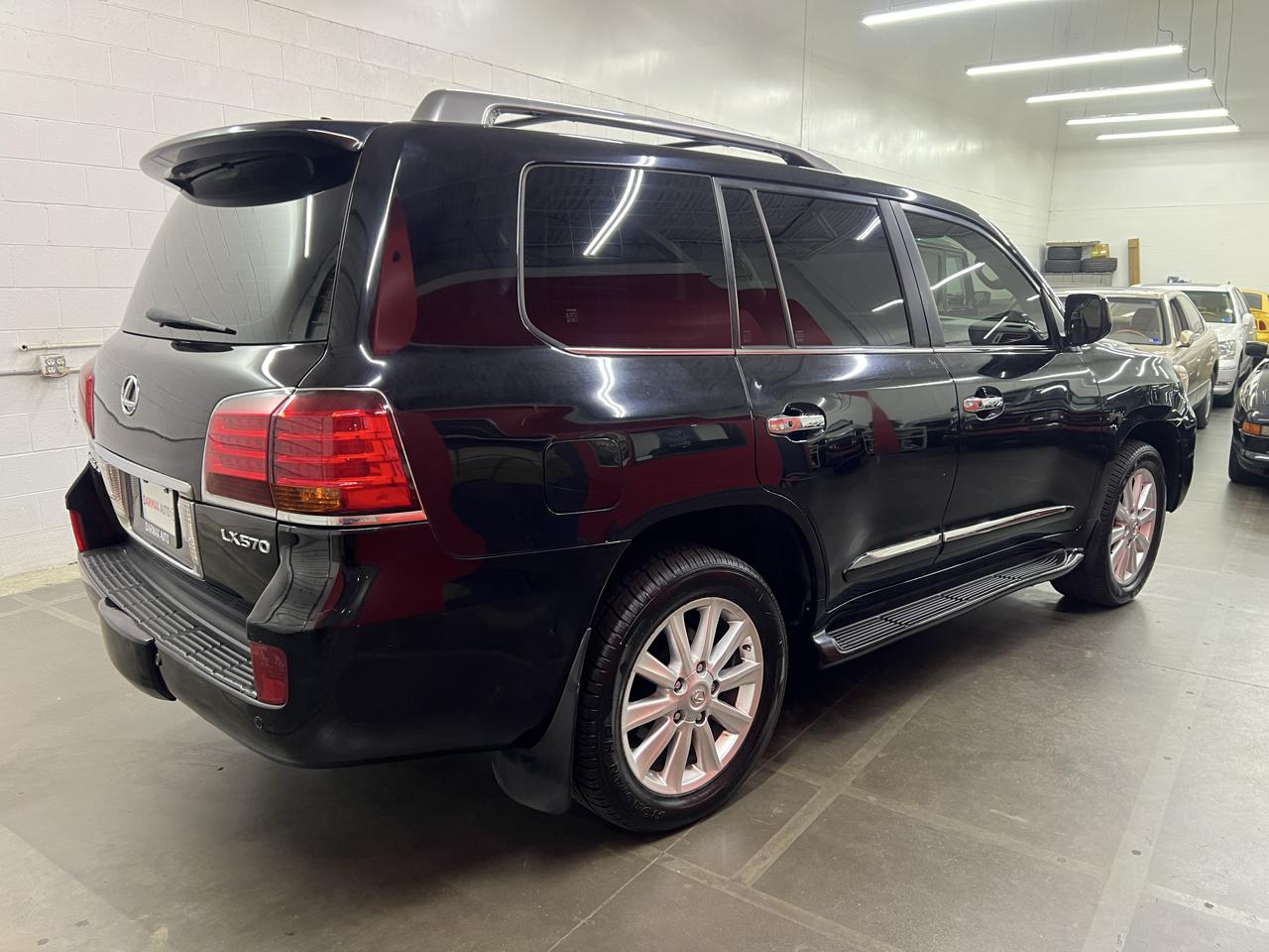 Lexus LX 570 Sport Utility 2008